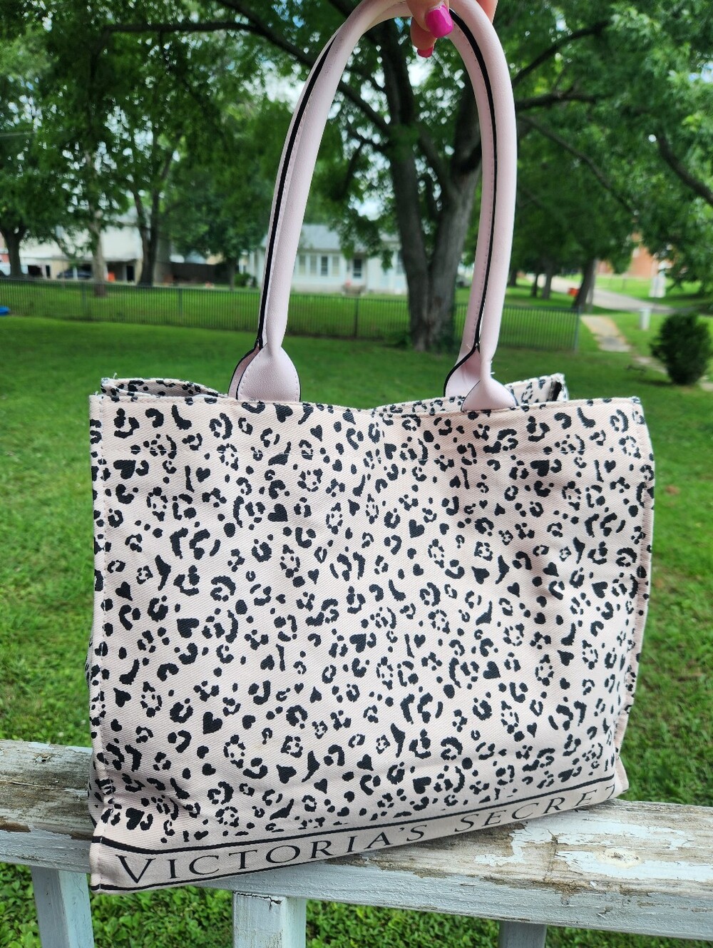 Victoria's Secret Leopard Tote Beach Shopper Tote Shoulder Bag EUC